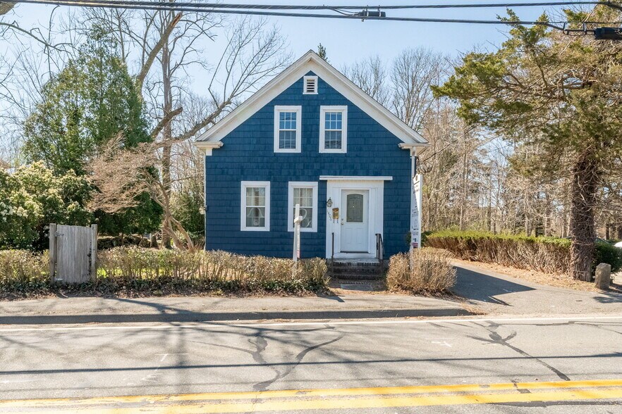 More Photos Of 1406 Tucker Rd, Dartmouth Office For Sale