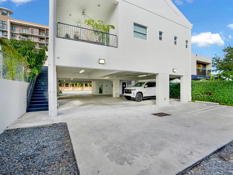 More Photos Of 1675 SW 27th Ave, Miami Medical For Sale