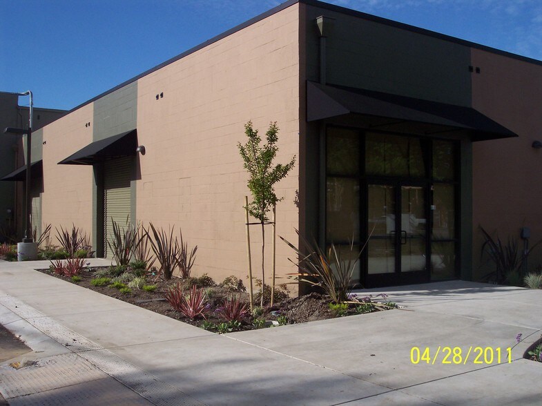 More Photos Of 912 5th St, Davis Coworking Space