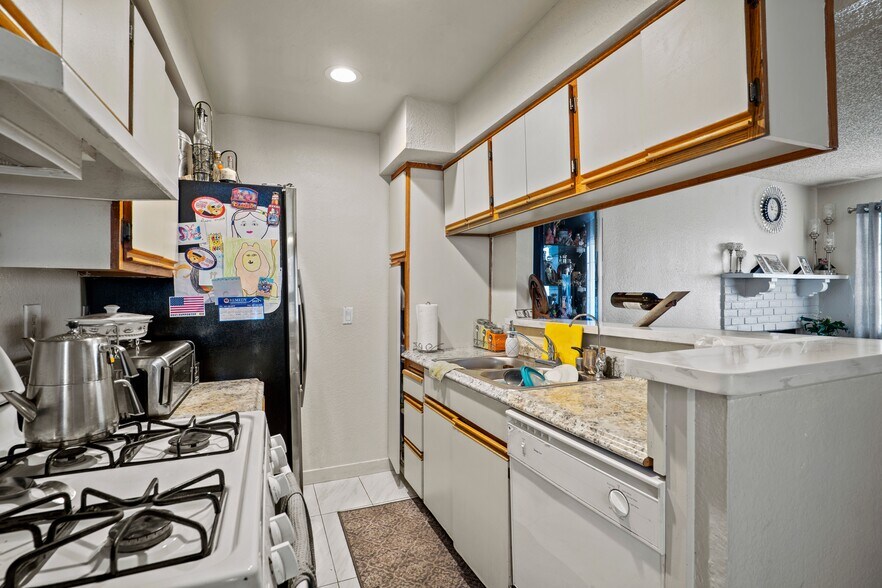 More Photos Of , Tujunga Multifamily For Sale