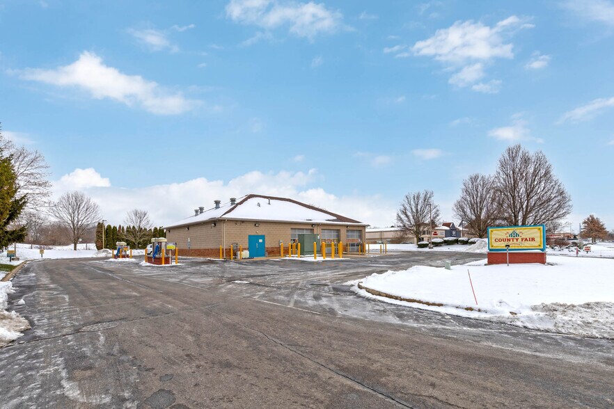 More Photos Of 732 Corylus Dr, Pataskala Carwash For Sale