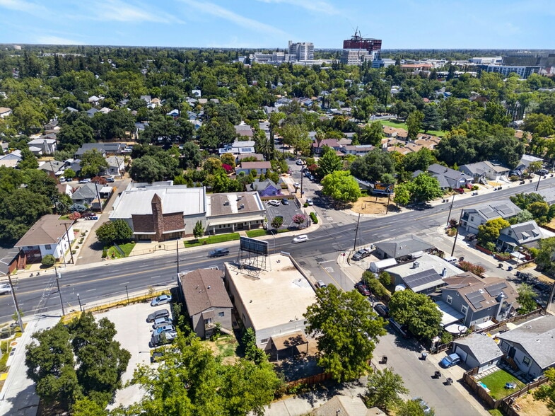 More Photos Of 3930 Broadway, Sacramento Freestanding For Sale
