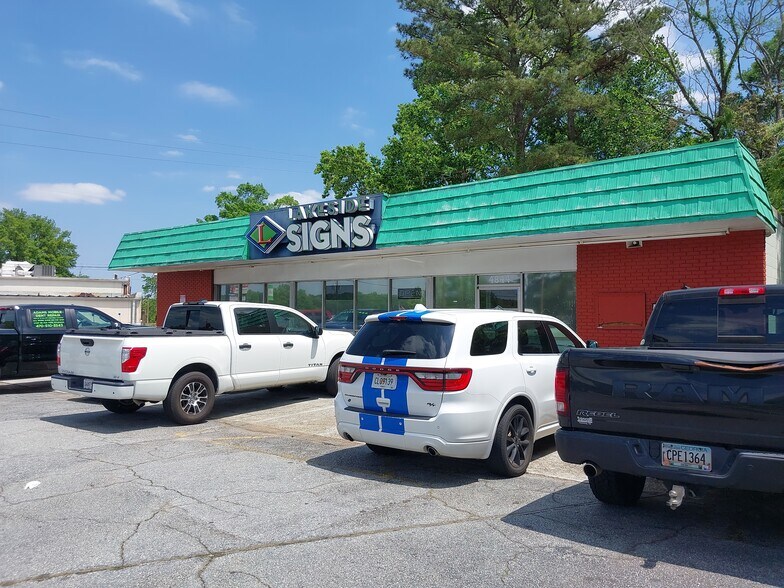 More Photos Of 4844 Lawrenceville Hwy NW, Lilburn Freestanding For Sale