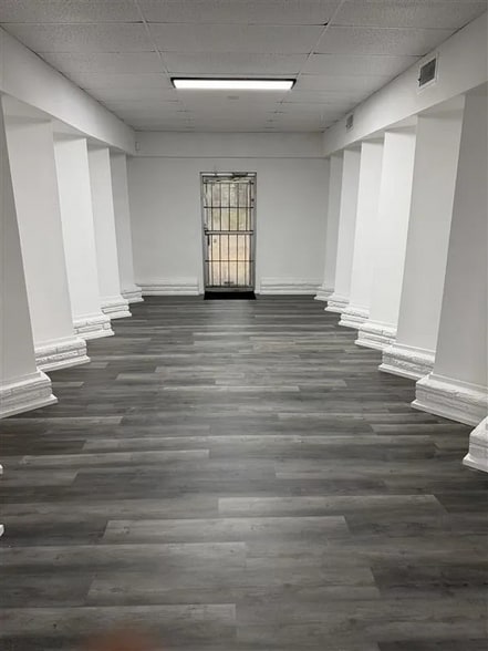 More Photos Of 2219 Evans Ave, Fort Worth Freestanding For Sale