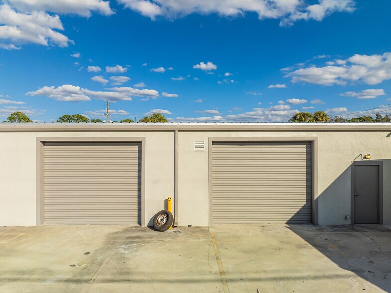 More Photos Of 440 Plumosa Ave, Casselberry Warehouse For Lease