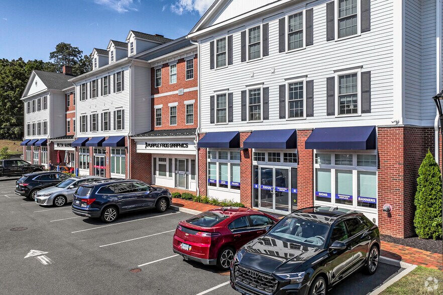 More Photos Of 200 Danbury Rd, Wilton Freestanding For Lease