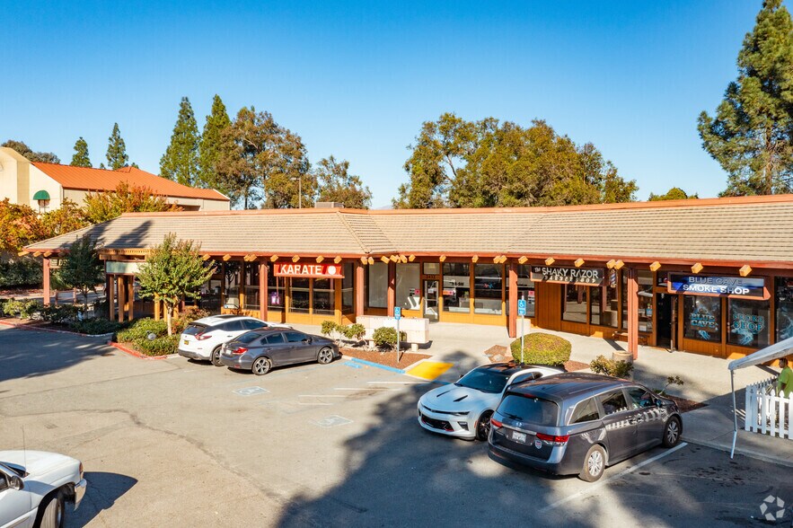 More Photos Of 2420-2480 San Ramon Blvd, San Ramon Unknown For Lease