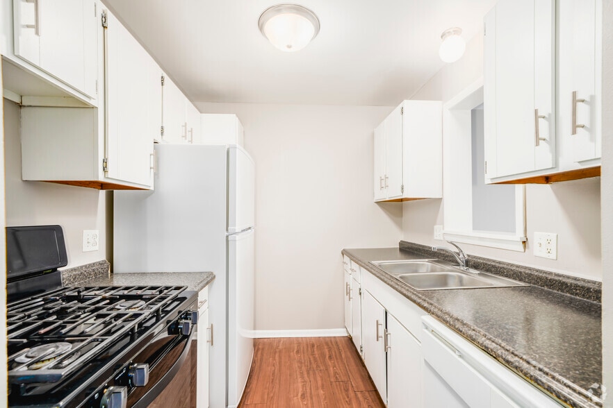 More Photos Of 6440 Fairfield Ave, Fort Wayne Apartments For Sale