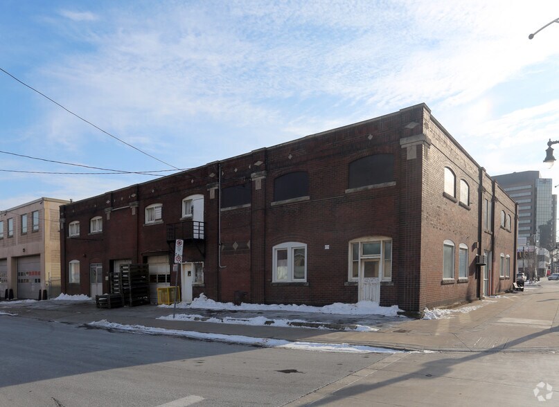 More Photos Of 90 Bay St N, Hamilton Food Processing For Sale