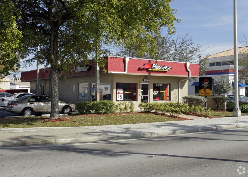 More Photos Of 12699 NE 6th Ave, North Miami Fast Food For Sale