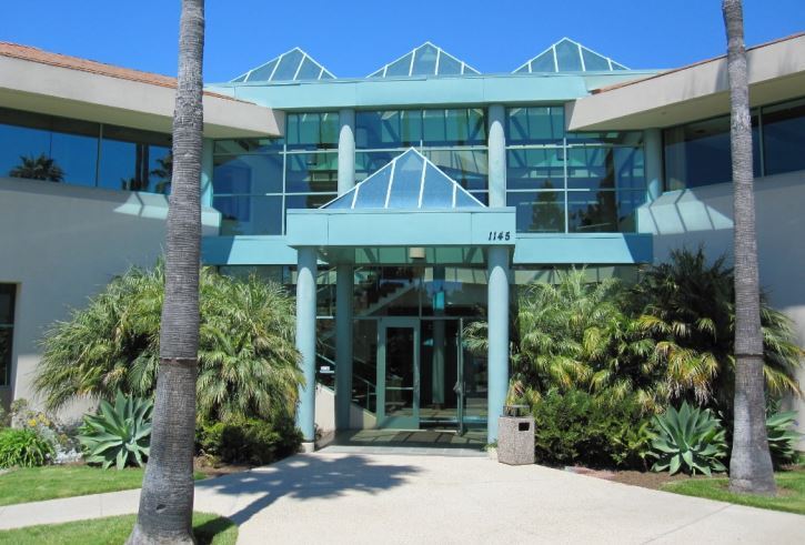 More Photos Of 1145 Eugenia Pl, Carpinteria Office For Lease