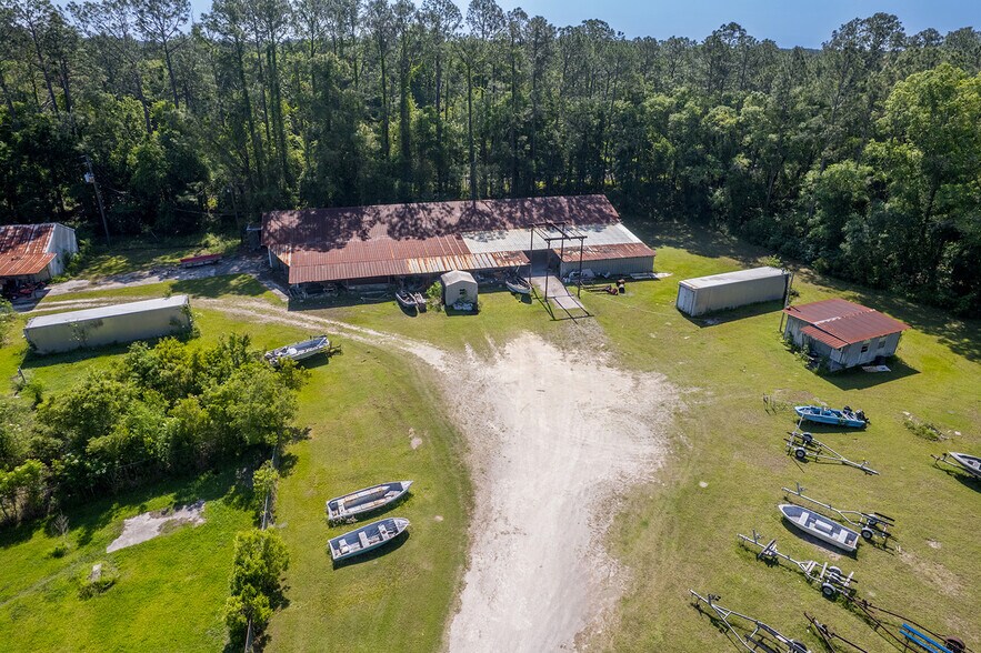 More Photos Of 2856 NE 187th St, Starke Manufacturing For Sale