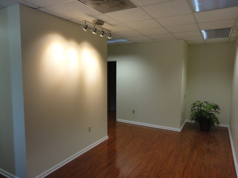 More Photos Of 2753 State Rd 580, Clearwater Medical For Sale