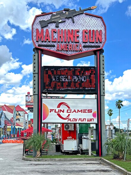 More Photos Of 5805-5825 W Irlo Bronson Memorial Hwy, Kissimmee General Retail For Lease