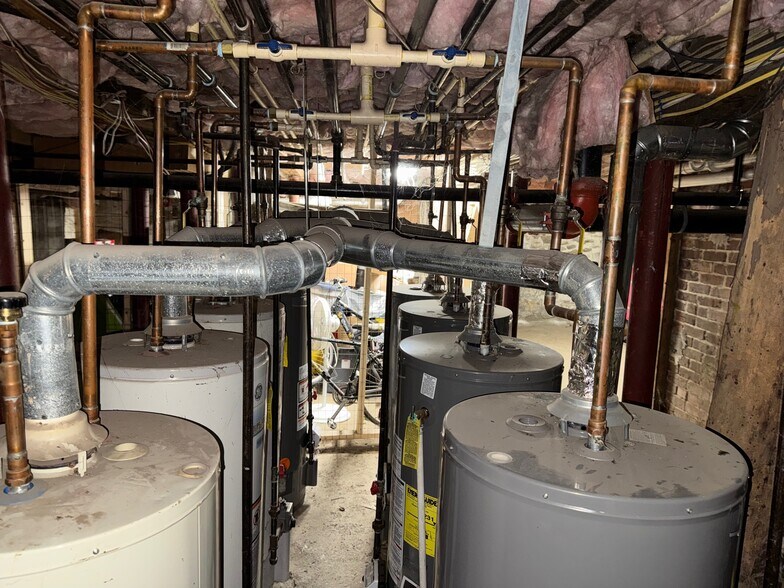 More Photos Of 11-15 Lilley Ave, Lowell Apartments For Sale