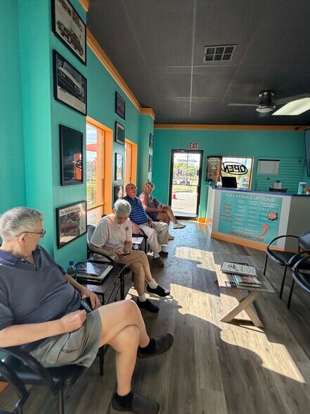 More Photos Of 12125 Cortez Blvd, Brooksville Carwash For Sale