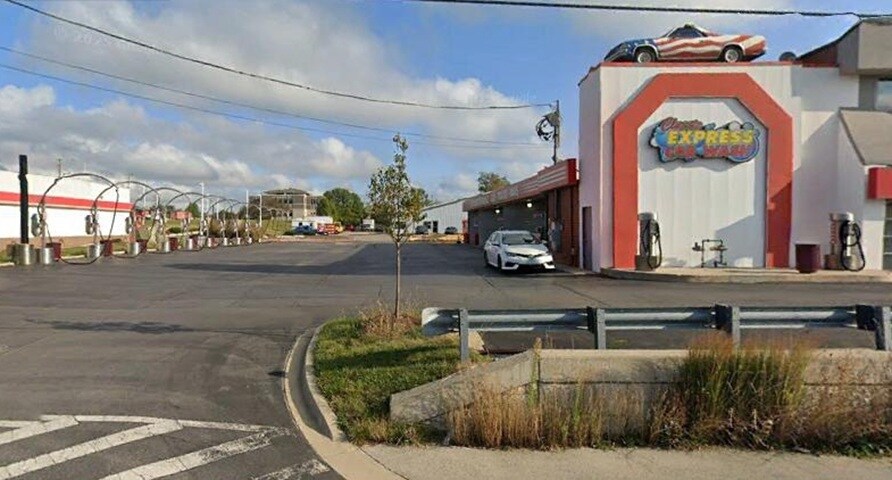 More Photos Of 12738 W 159th St, Homer Glen Carwash For Sale