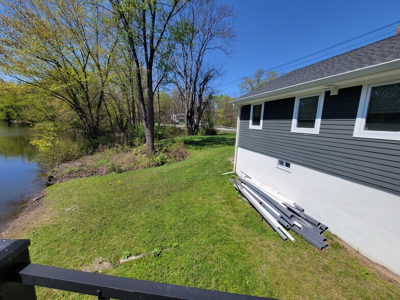 More Photos Of 4 Orrs Mills Rd, Salisbury Mills General Retail For Sale