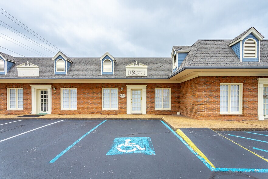 More Photos Of 5811 Lee Hwy, Chattanooga Medical For Lease