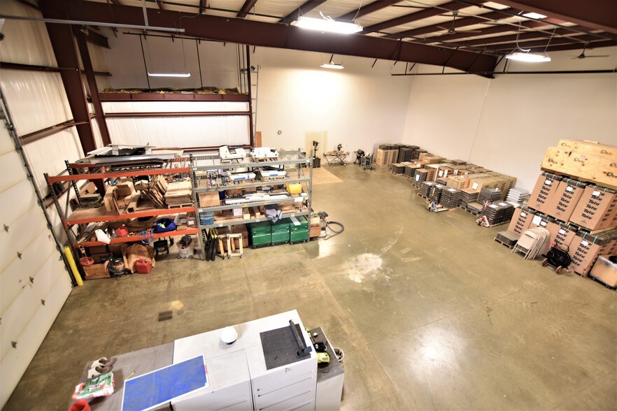 More Photos Of 8167-8197 Clyde Park Ave, Byron Center Warehouse For Lease