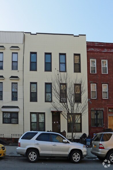 More Photos Of 314 Macdougal St, Brooklyn Apartments For Sale