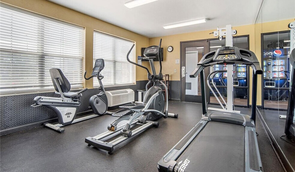 More Photos Of 5041 Academy Ln, Bessemer Hotel For Sale