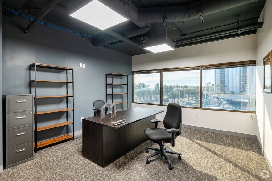 More Photos Of 5757 W Century Blvd, Los Angeles Office For Lease