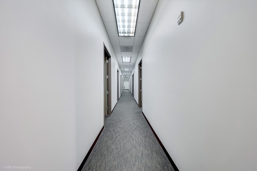 More Photos Of 135 San Lorenzo Ave, Coral Gables Office For Sale