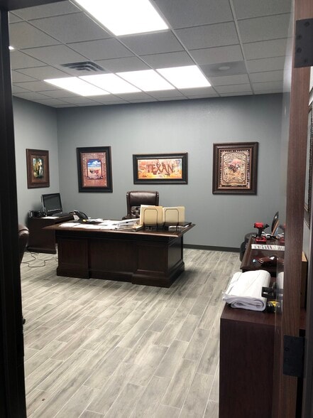 More Photos Of 9012 FM 1976, Converse Unknown For Lease