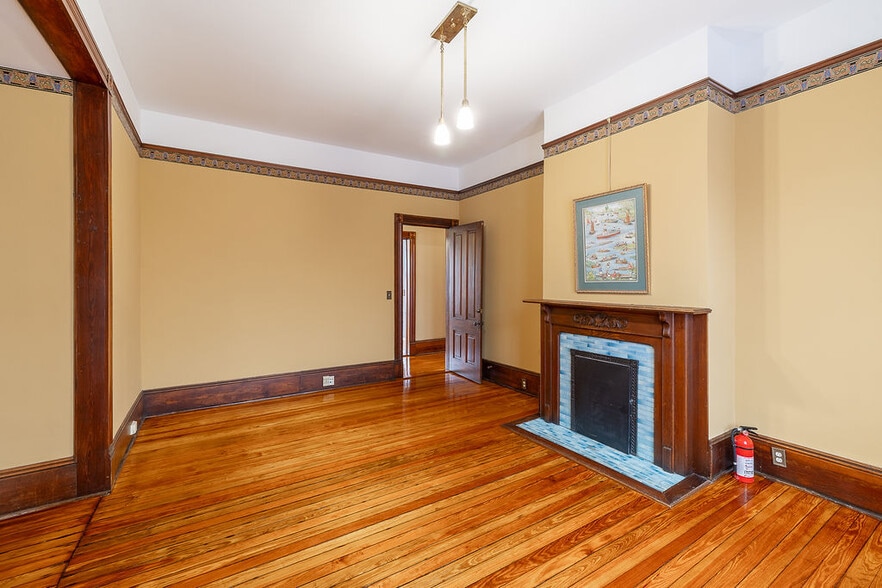 More Photos Of 892 Prince Ave, Athens Medical For Lease