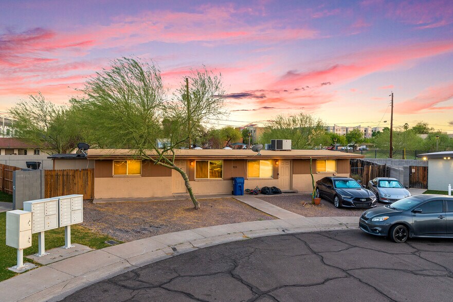 Primary Photo Of 920 S Kenwood Cir, Tempe Apartments For Sale