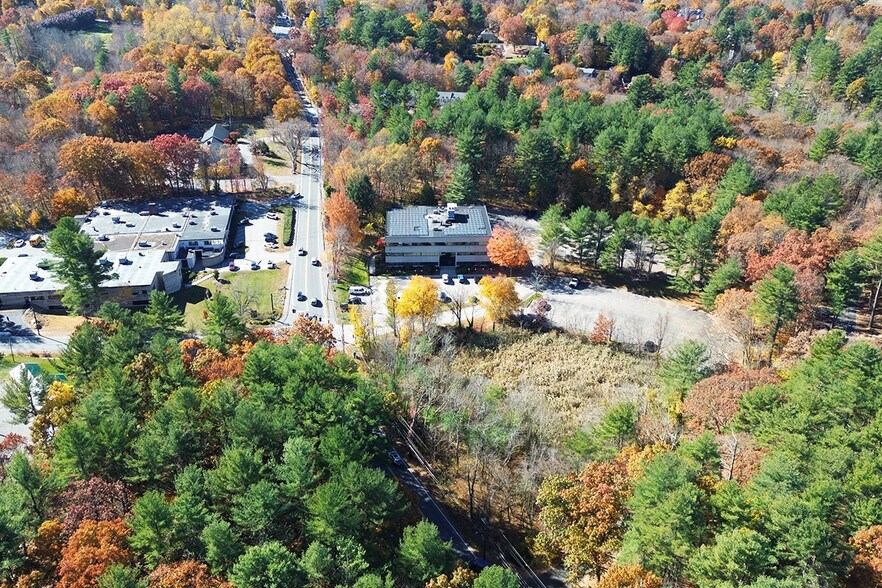 More Photos Of 526 Main St, Acton Office For Lease