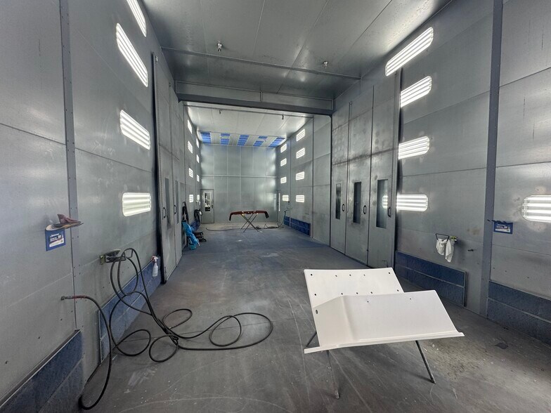 More Photos Of S. Cleveland Avenue, Fort Myers Industrial For Lease