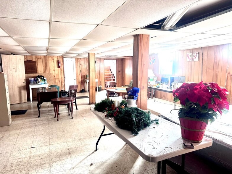 More Photos Of 105 Smith St, Beckley Religious Facility For Sale