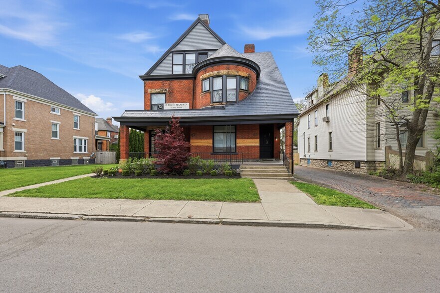 Primary Photo Of 83-87 Wilson Ave, Columbus Apartments For Sale