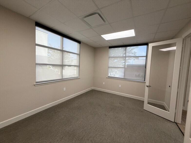 More Photos Of 8118 Fry Rd, Cypress Office For Lease