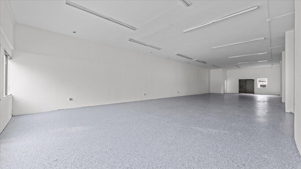 More Photos Of 11414 Long Beach Blvd, Lynwood Warehouse For Sale
