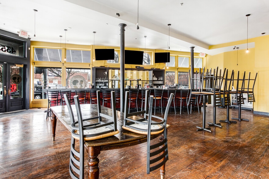 More Photos Of 4353 Manchester Ave, Saint Louis Apartments For Lease