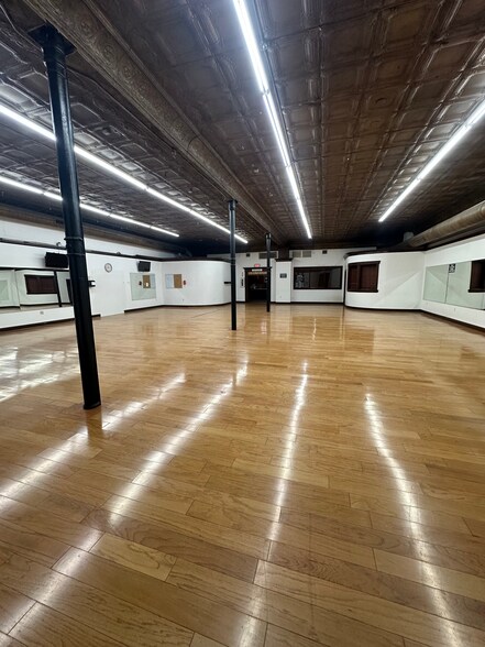 More Photos Of 309 N Main St, Kingfisher Freestanding For Lease