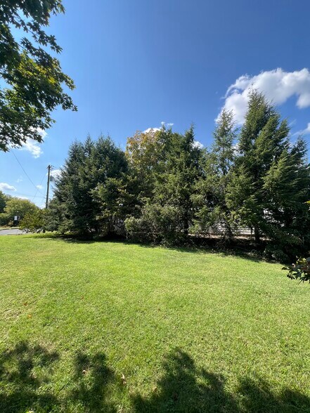 More Photos Of 615 S Washington St, Maryville Office For Sale