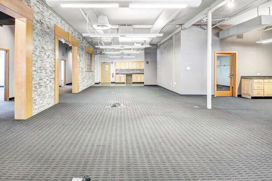 More Photos Of 450 Lincoln St, Denver Office For Lease