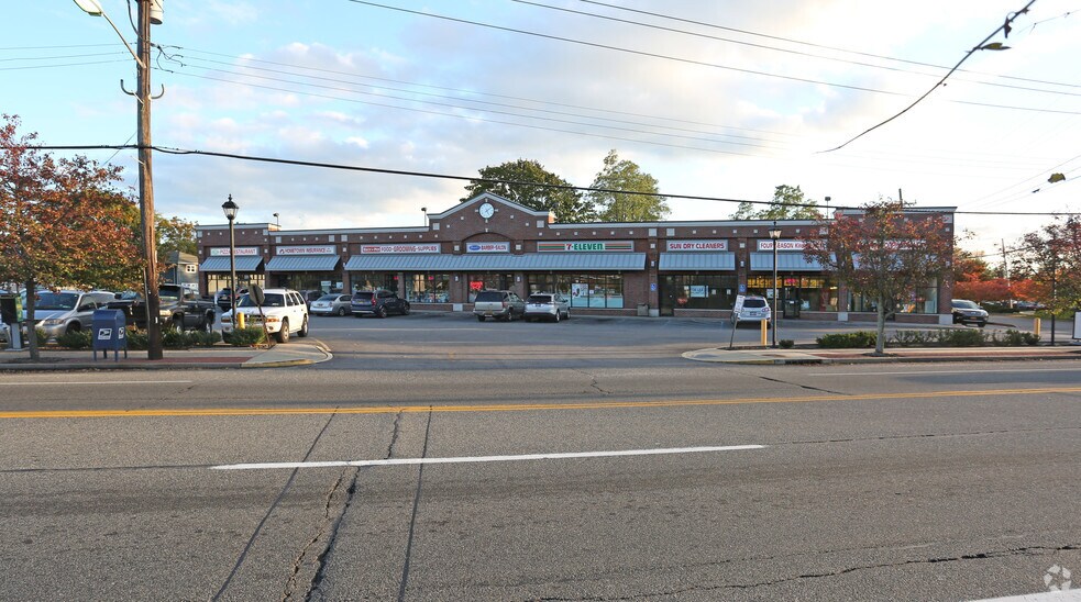 More Photos Of 604-626 Union Blvd, West Islip General Retail For Lease
