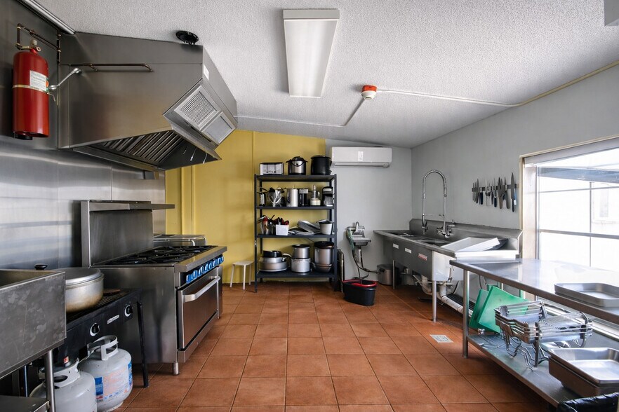 More Photos Of 6575 NE 96th Ave, Okeechobee Religious Facility For Sale