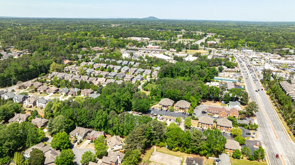 More Photos Of 501 Johnson Ferry Rd, Marietta Office For Sale