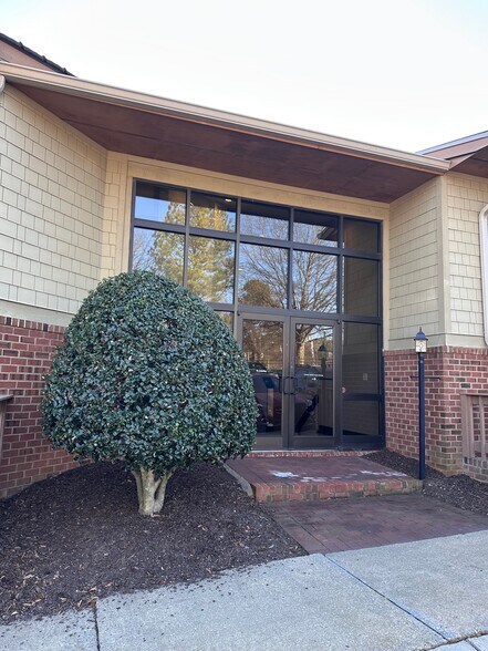 More Photos Of 2301 Stonehenge Dr, Raleigh Office For Lease