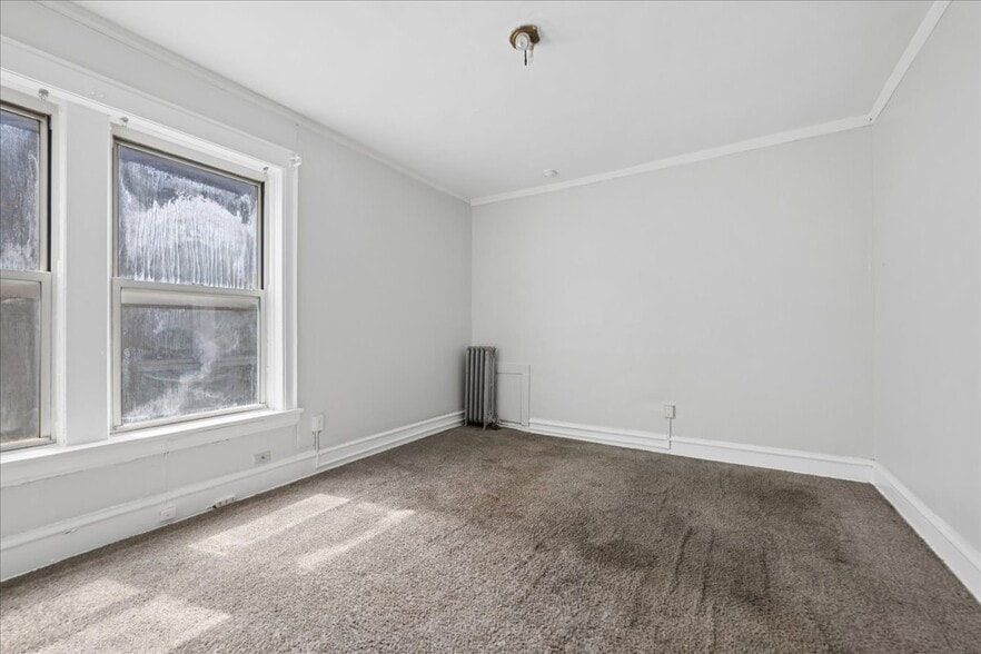 More Photos Of 4530 King Dr, Chicago Apartments For Sale