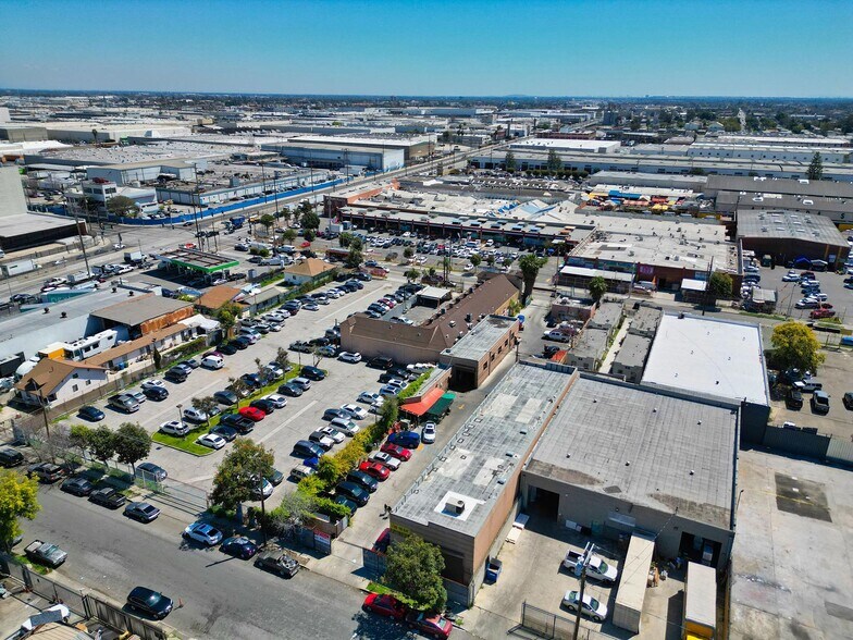 More Photos Of 1833 E Vernon Ave, Los Angeles General Retail For Sale