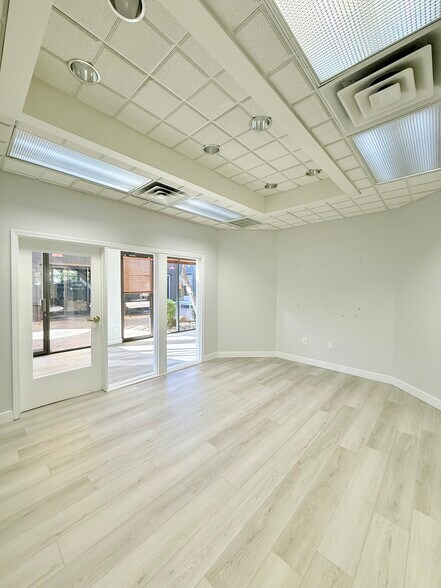 More Photos Of 4144 N 44th St, Phoenix Office For Lease