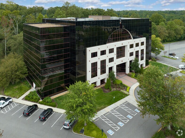 More Photos Of 7501 Boulder View Dr, North Chesterfield Unknown For Lease