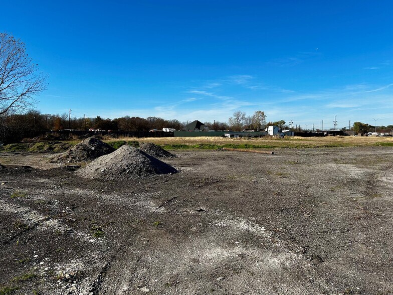 More Photos Of 8501 C F Hawn Fwy, Dallas Land For Sale